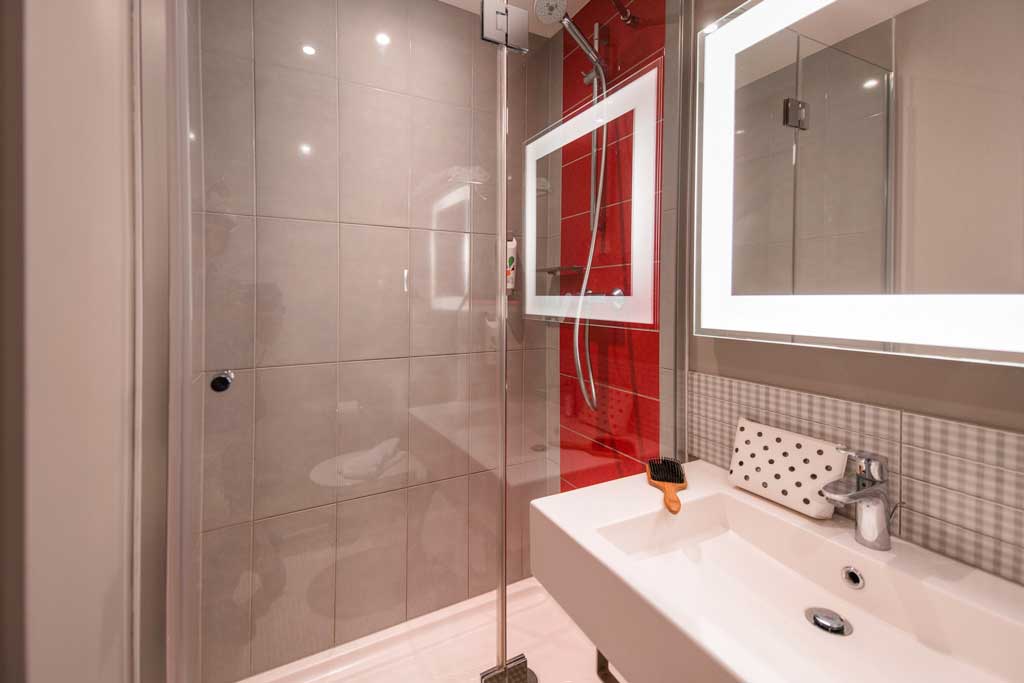 An en suite bathroom (Photo: ALL – Accor Live Limitless)