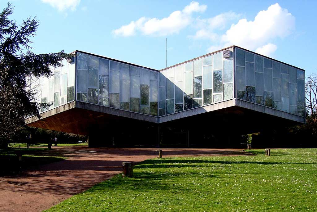 The equatorial greenhouse at Jardin des Plantes in Lille (Photo: Velvet [CC BY-SA 3.0])