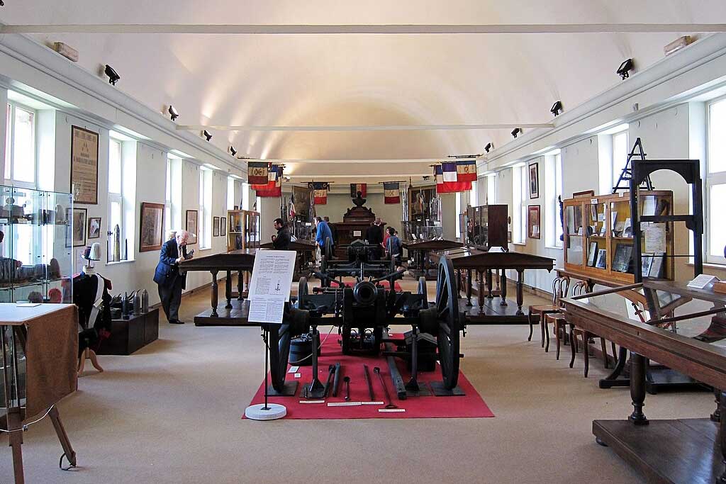 The main gallery inside the museum. (Photo: Velvet [CC BY-SA 3.0])